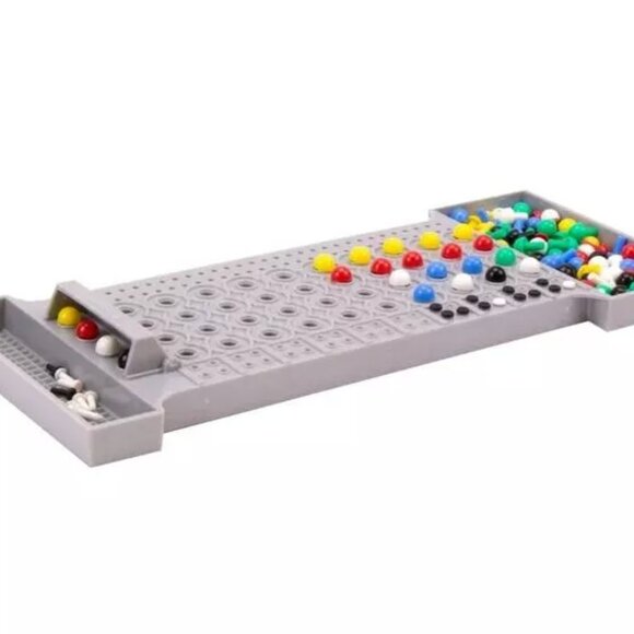 Pressman Mastermind Retro – Classic Strategy Game - Picture 2 of 6